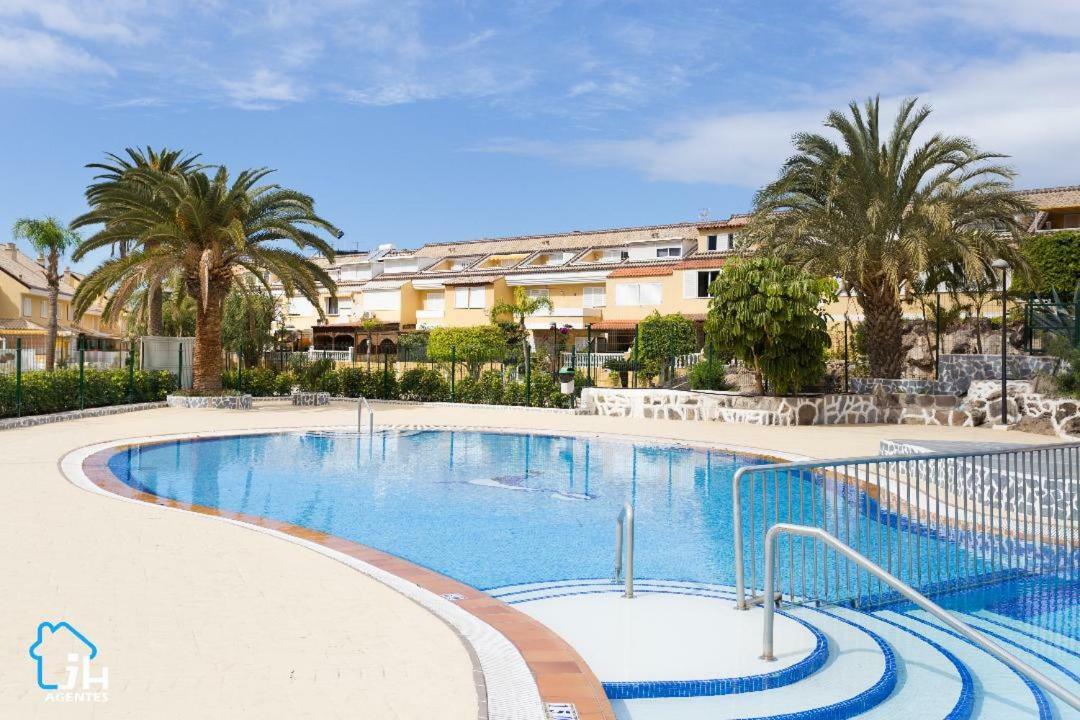 Playa Americas El Camison Плая-де-лас-Америкас